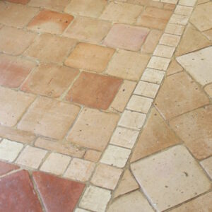 carrelage terre cuite rosé nuancé tradition (copie)